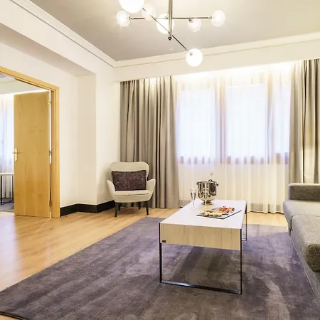 Ilunion Hotel 3*
