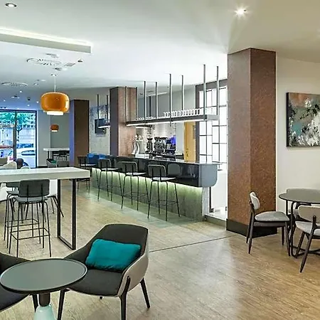Ilunion Hotel 3*