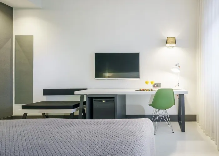 毕尔巴鄂伊鲁宁酒店 3*