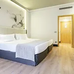 毕尔巴鄂伊鲁宁酒店 3*