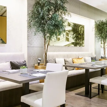 Hotel Ilunion Bilbao